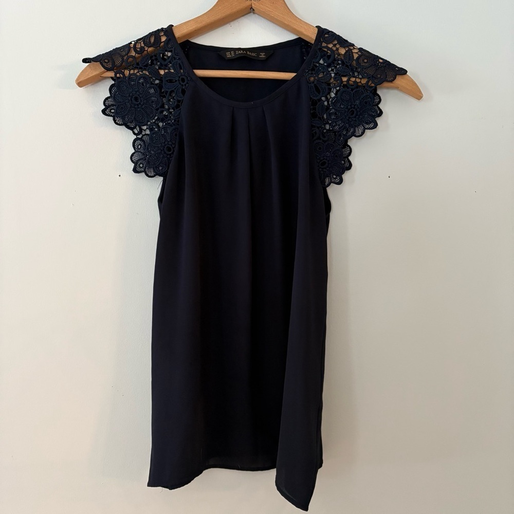 Zara Basic Navy Blue Sleeveless Lace Shoulder Blouse Size XS | Elegant Chic Top